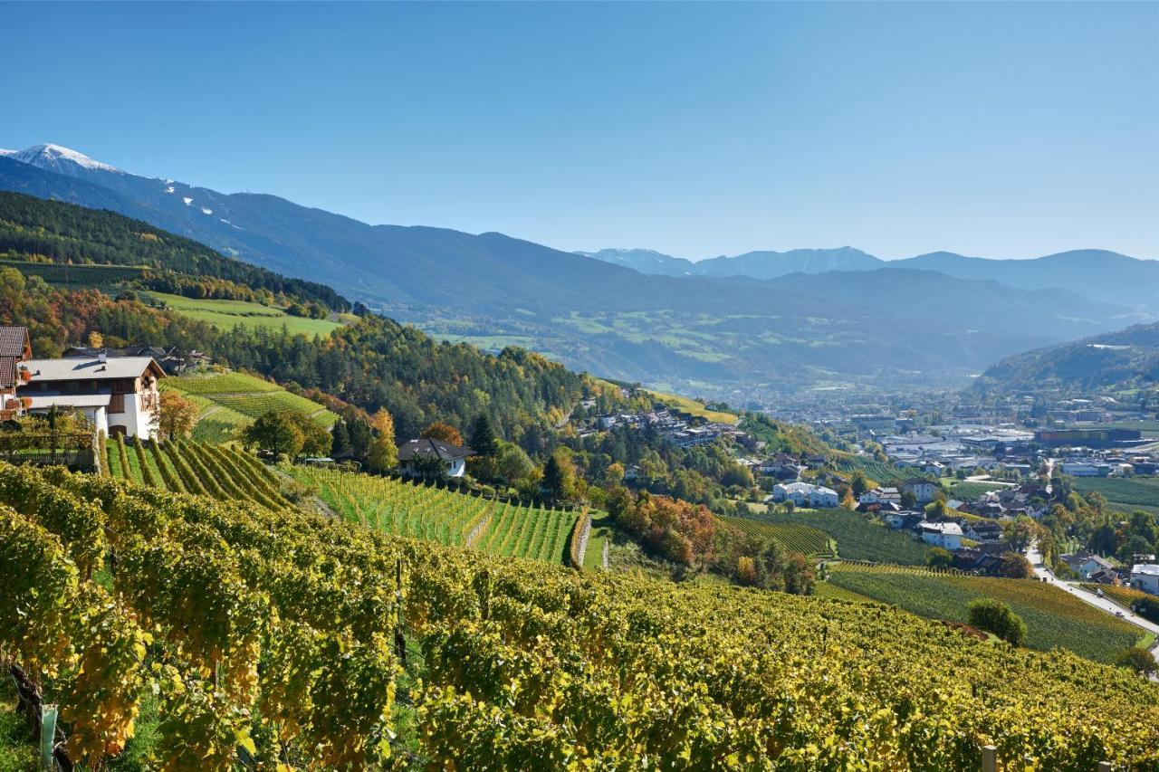 Strasserhof Tenuta-Weingut Vahrn ภายนอก รูปภาพ