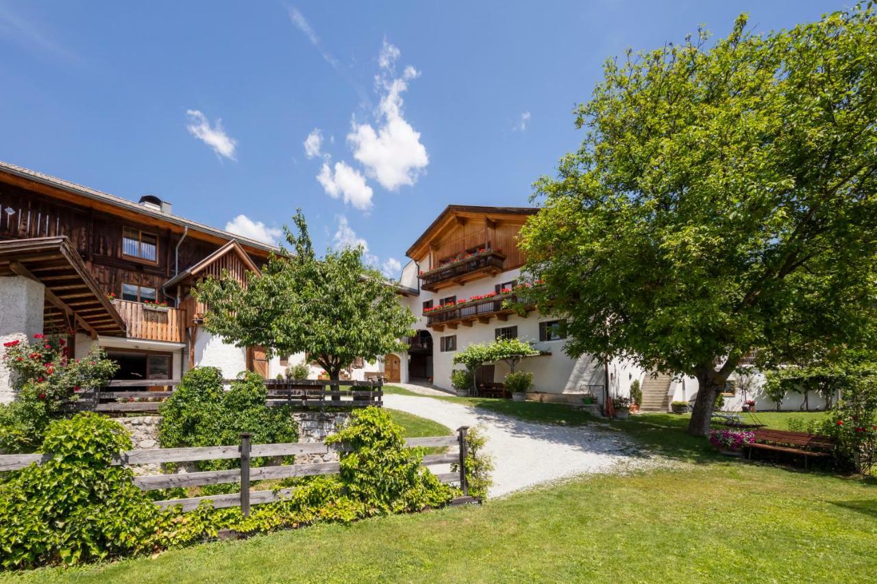 Strasserhof Tenuta-Weingut Vahrn ภายนอก รูปภาพ